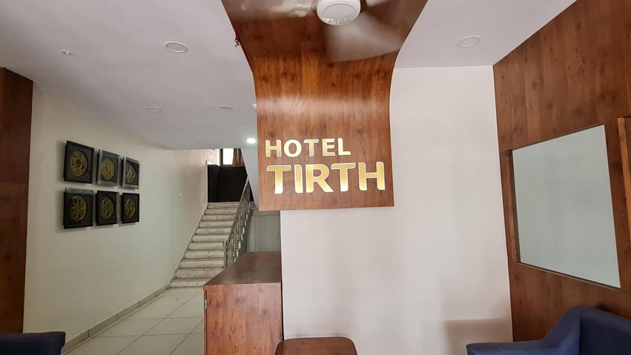 Hotel Tirth Ankleshwar Екстериор снимка